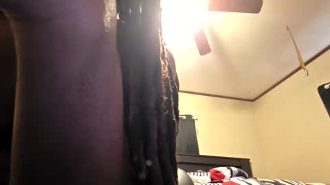 glomightyj online show from June 3, 10:15 pm