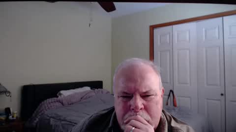 gmctruckguy online show from February 5, 8:49 pm