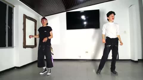 THOMAS AND DAMIAND online show from September 17, 6:09 pm