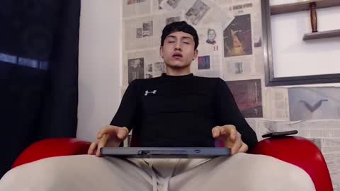 steven online show from November 21, 1:21 pm