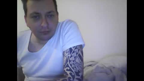 Snapshot of gohan8558 chatting on January 3, 1:58 pm gohan8558 online show from January 3, 1:58 pm