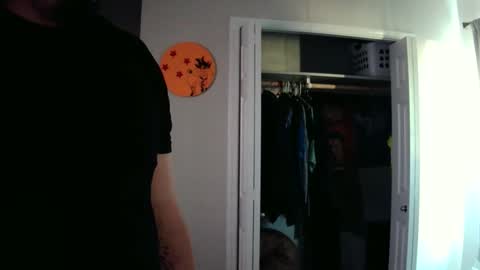 gokugarrison4334 online show from November 1, 7:40 pm