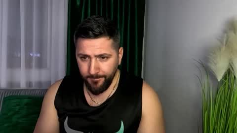 gold_alpha_boy online show from March 27, 5:25 pm