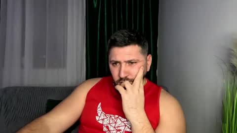 gold_alpha_boy online show from February 14, 7:09 pm