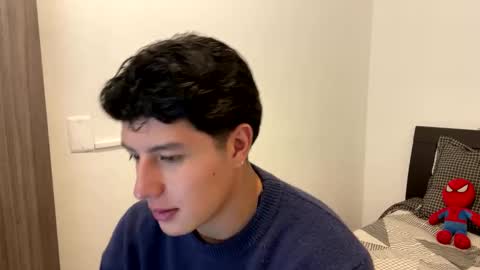 goldenknight33 online show from September 24, 2:04 pm