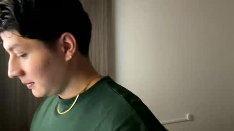 goldenknight33 online show from September 13, 3:24 pm