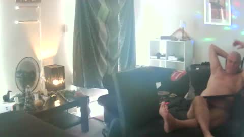 goldyguy011 online show from February 9, 12:26 am