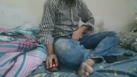 Arab Pronstar online show from December 6, 10:05 am