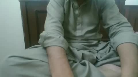 Arab Pronstar online show from December 27, 8:39 pm