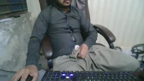 Arab Pronstar online show from January 17, 10:33 am