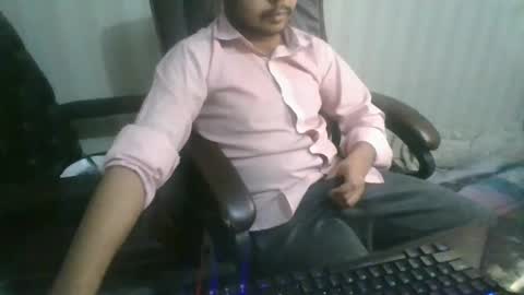 Arab Pronstar online show from February 15, 9:49 pm