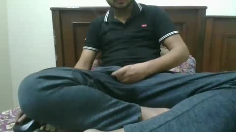 Arab Pronstar online show from December 25, 7:45 pm