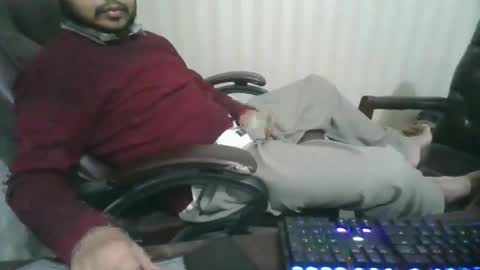 Arab Pronstar online show from January 14, 8:37 pm