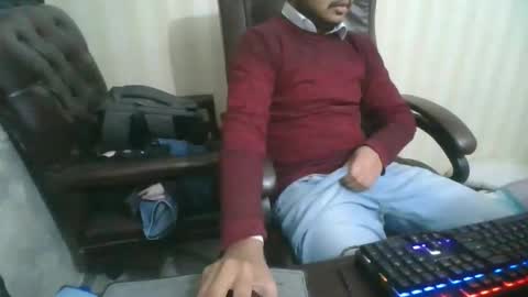 Arab Pronstar online show from March 8, 3:22 pm