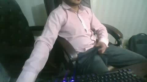 Arab Pronstar online show from February 16, 9:37 am