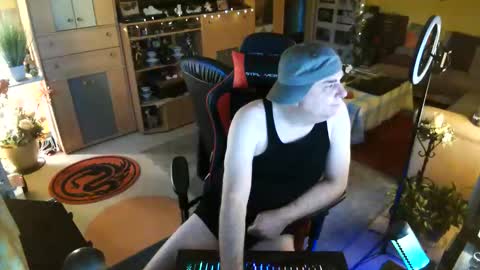 google5001 online show from September 15, 4:58 am