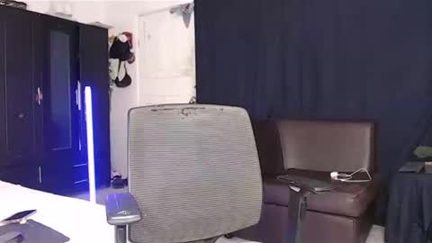 Goos online show from January 12, 7:00 am