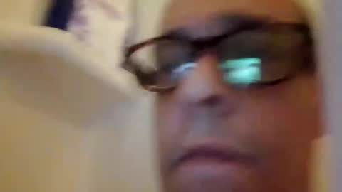 CHUNK OF FUN online show from November 1, 6:50 am