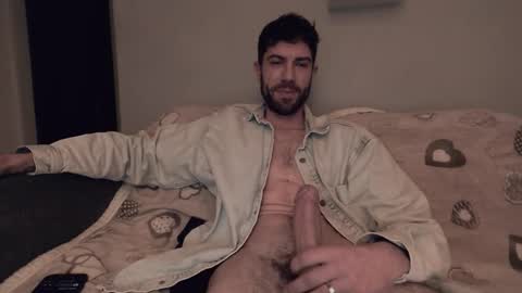 gottalovelatinas online show from February 11, 6:46 pm