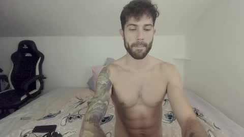 gottalovelatinas online show from May 12, 2:47 pm