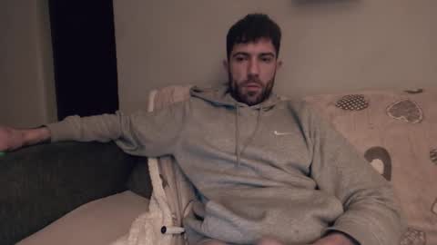 gottalovelatinas online show from February 3, 7:30 pm