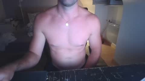 goura2000 online show from July 10, 10:33 pm