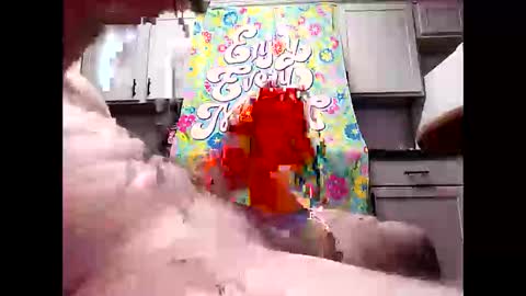 gravybaby333 online show from April 11, 8:40 am