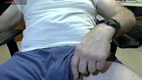 Snapshot of greened1575 chatting on January 31, 2:58 am GreenEd online show from January 31, 2:58 am