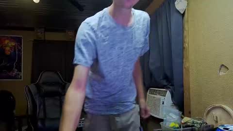 Snapshot of greenlungs8195 chatting on September 19, 7:20 am Greenlungs8195 online show from September 19, 7:20 am