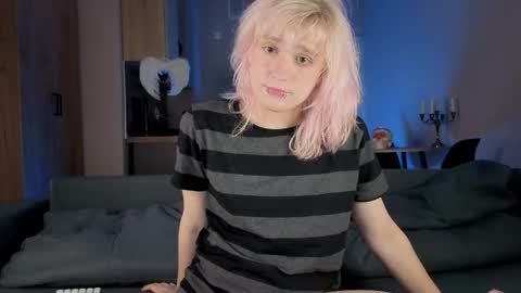 Greg-independent model online show from March 10, 9:32 pm