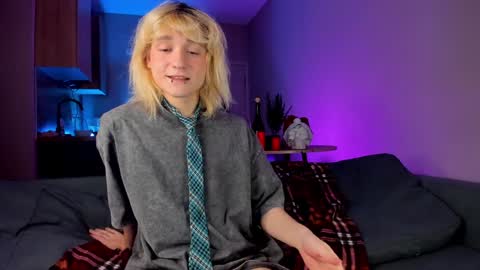 Greg-independent model online show from December 27, 8:18 pm