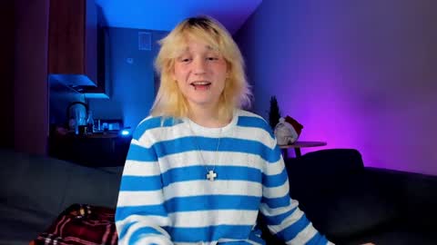 Greg-independent model online show from December 24, 7:22 pm