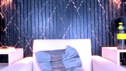 GregorySforza online show from December 22, 8:17 pm