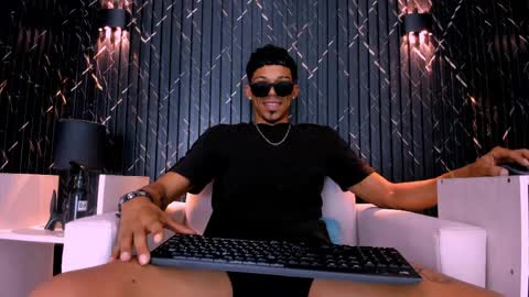 GregorySforza online show from April 11, 7:45 am