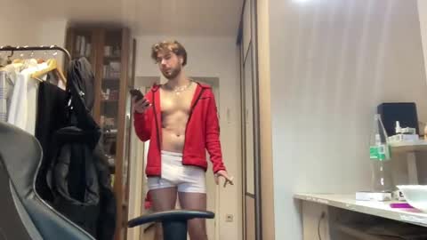 grejto0 online show from March 1, 7:09 am