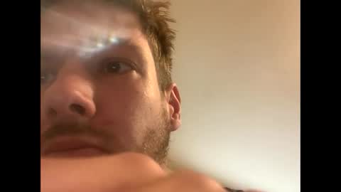 Snapshot of greyvan96 chatting on October 28, 7:27 pm Perfectlyaveragesavage online show from October 28, 7:27 pm