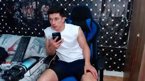 griego01 online show from December 19, 10:07 pm