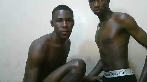 grillzhotz online show from June 29, 11:32 am