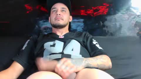 Gripthahips online show from February 5, 10:41 am