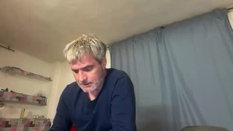 guardiannif_ online show from March 8, 10:03 pm