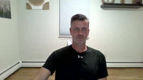 gudguy2025 online show from October 1, 12:47 am