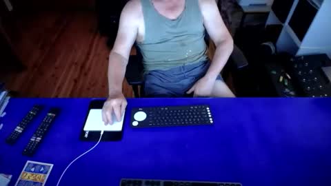 guesswhatigot2 online show from October 21, 7:44 am