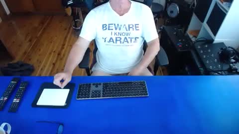 guesswhatigot2 online show from January 14, 2:19 am