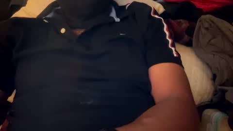 guesswhosback13 online show from April 21, 7:25 am