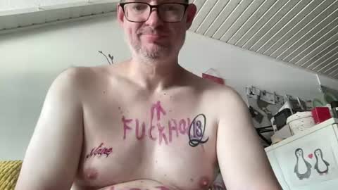 gummicasual online show from June 27, 8:17 am