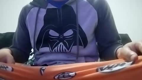 Snapshot of guts_san chatting on December 25, 11:10 pm guts_san online show from December 25, 11:10 pm