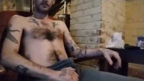 gutterpunk901 online show from February 16, 1:09 pm