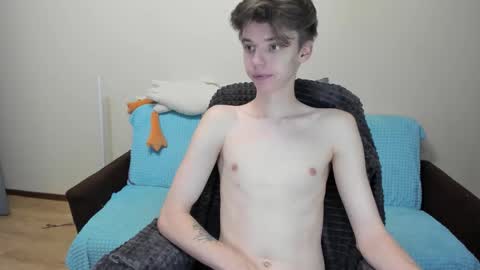 Snapshot of guy_liam1 chatting on October 26, 2:19 pm guy_liam1 online show from October 26, 2:19 pm