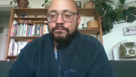 Snapshot of guy_wood15 chatting on October 24, 11:01 am guy_wood15 online show from October 24, 11:01 am