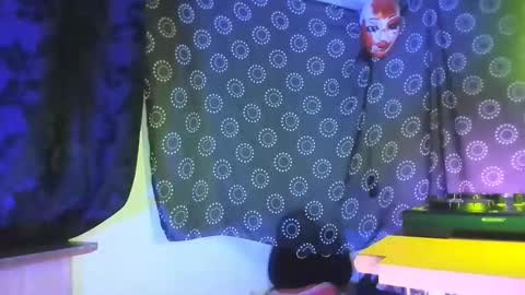 guyst049 online show from February 10, 2:16 am